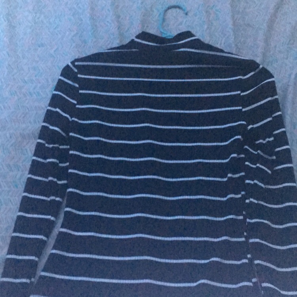 Mock neck fitted long sleeve t shirt